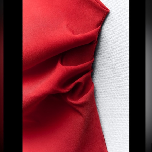 Zara NWT small red one shoulder red RUCHED ASYMMETRIC TOP - Picture 6 of 9